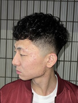 ヒロギンザ 八重洲店(HIRO GINZA) スペインカール×スキンフェード