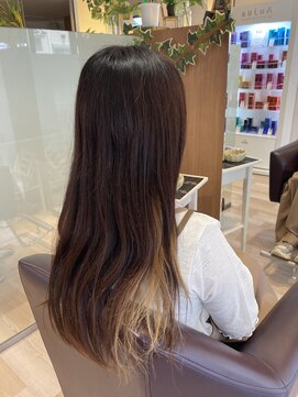 エル バイ ファースト(L by first) 【L by first】インナーカラーピンク×レイヤーウルフ