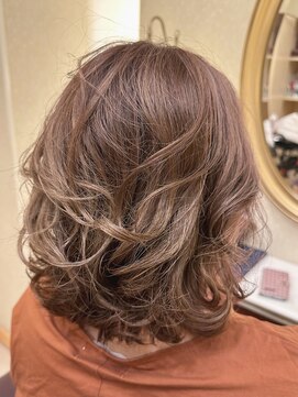 松本平太郎美容室 銀座本店 イノアカラー×グレイカバー