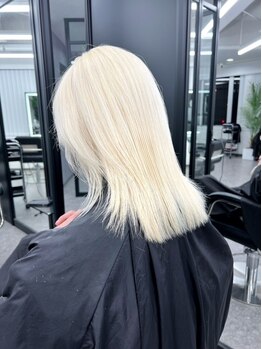 リア 大阪梅田(Ria)の写真/【梅田★22時まで営業/圧倒的経験値のハイトーンカラー】ブロンドカラーが人気♪