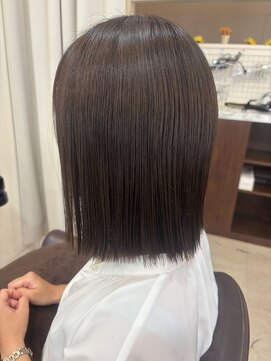 ヴィサージュエーデル(VISAGE edel) 【切りっぱなしストレートボブ】