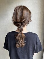 トランク(TRUNK)&nbsp;ゆるふわポニーarrange×柔らかベージュカラー