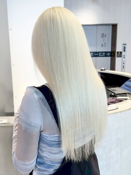 アルバム 新宿(ALBUM SHINJUKU) ホワイトベージュロング韓国ヘアブロンド_ba576941