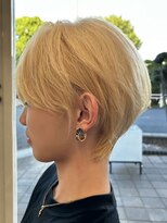 ノアノ(NOANO) ハイトーンのショートヘア
