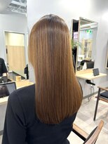 カミエ(kamie)&nbsp;ロングヘアを上質に。ブラウンカラー×丁寧な毛先ケア