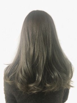 スーリール 博多店(Sourire) イルミナカラーアッシュグレージュ[Sourire出川千尋]