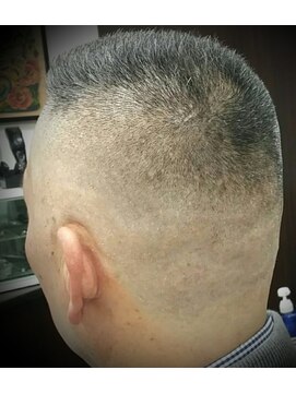 イーストフィールド スキンフェード