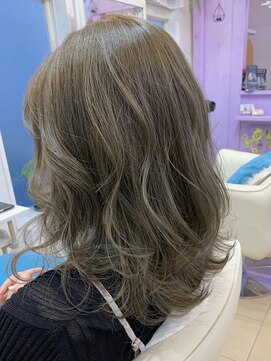 ウェリナ(Welina) 人気オリーブカラー！