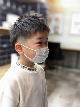 ワンワンオー バーバーショップ コンチネンタル(@110 BARBER SHOP continental) キッズカット