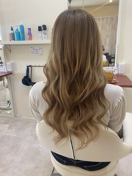 クラナ(clana) エクステでバレイヤージュ！