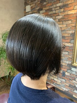 サミュゼ(s'amuser) 前下がりショートボブ