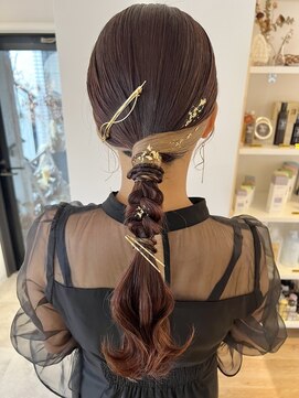 エンタリティリット(entality lit) 【entality lit】つやつやタイト×金箔アレンジ