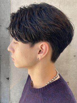 フィフス 栄(fifth) センターパートニュアンスパーマツーブロックツイストスパイラル