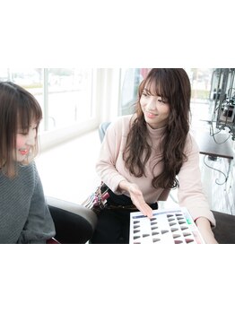 女性スタイリスト多数在籍☆やさしさ溢れるカラー提案で“似合う”を発見♪[八千代市]