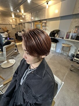 サーディースリーエーカーズヘアスタジオ(33Acers Hair Studio) ピンクショートスタイル