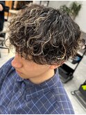 栃木メンズパーマメンズカットセンターパートメンズマッシュ緩め
