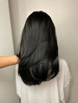 ノーム(NORME)&nbsp;艶と動きのあるレイヤースタイル/20代30代