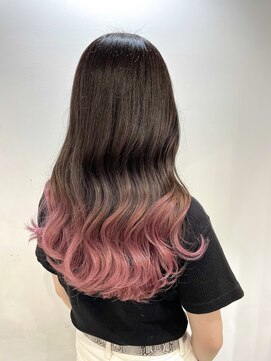 サクラ オモテサンドウ(SAKURA) ピンクグラデーションカラー デザインカラー 表参道