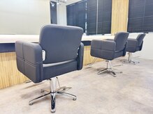 レア(Lea)の雰囲気（アットホームな店内でお客様が過ごしやすい環境を整えてます♪）