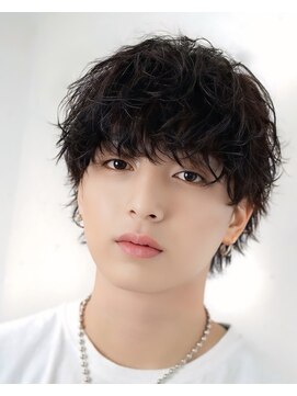 オーシャントーキョーウエスト 心斎橋 (OCEAN TOKYO WEST) シャドウパーマシースルーラウンドマッシュ波巻きパーマウルフ