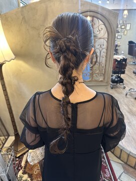 キートス(Kiitos) カチモリヘアアレンジ