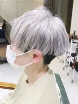 デイズ(days)&nbsp;ツーブロックラウンドマッシュ/ホワイトシルバー