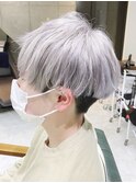 ツーブロックラウンドマッシュ/ホワイトシルバー