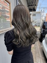 キュオンシア(CUEON. ciea)&nbsp;ロング×オリーブグレージュ×艶髪