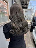 ロング×オリーブグレージュ×艶髪
