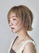 シスタ(SISTA)&nbsp;ハイトーンフェイスレイヤーボブ外ハネ顎ラインボブ【自由が丘】
