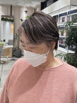 ステアケース 武蔵小杉店(stair:case)&nbsp;大人ショートハイライトローライト白髪ぼかしデザインカラー