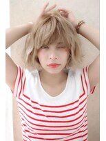 ソース 茶屋町(SOURCE)&nbsp;ハイトーン♪ブロンドショートボブ