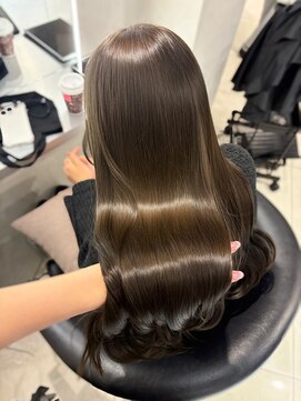 ユーフォリア 池袋東口駅前店(Euphoria) 【Euphoria MITSUKI】透明感明るめヘーゼルベージュ♪