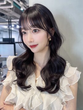 韓国ヘアロング前髪カット顔周りレイヤー_F30918