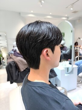 ノラ ウメダ(NORA UMEDA) 韓国ヘア ダウンパーマ×ショートマッシュ×シースルーマッシュ