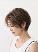 新城明るい白髪染め白髪ぼかしハイライト 大人ショートボブ