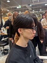 サンクチュアリ 箕面店(Sanctuary) センターパートスタイル