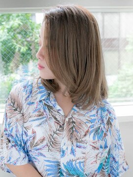 ルティア(Lutia) 大人かわいい グラデーション ミルキーベージュ★★