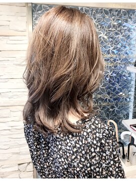 ミッシェル アフロート(michelle afloat) 10代20代30代40代50代トップふんわり動き丸みCカーブカット