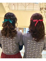 ヘアメイク ジェイエム&nbsp;リボン編み込みハーフアップ