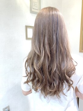 カルテット(Quartett) 【Quartett】大人かわいいハイトーンフォギーベージュ