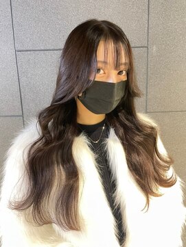 ノイズ オオサカ(NOISM) 韓国風　小顔に見せるレイヤーカット