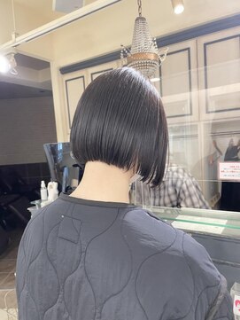 キャンバス バイ ネオリーブ 横浜西口(Canvas by neo.) ミニボブ きりっぱなし 【miku】