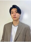 耳かけサイドパートショート