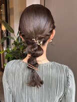 シーン(SCENE)&nbsp;お呼ばれヘア　ポニー　結婚式　卒業式　成人式【天神/今泉】