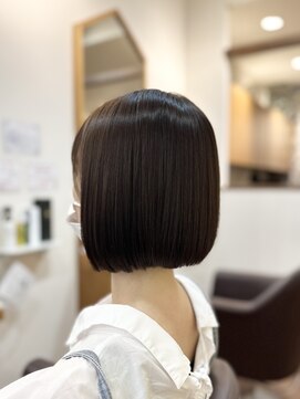 フリージア(freesia) 艶髪/ボブ/30代40代50代