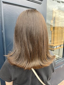 ハグヴィアン(HUG BIEN) ベージュカラー