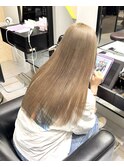 ナチュラルベージュ