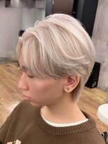 エリマ 横浜西口(elima) センターパート×ホワイトカラー