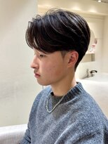 クレビアテン(CreBiA ten_)&nbsp;センターパート　ニュアンスパーマ　フェザーパーマ